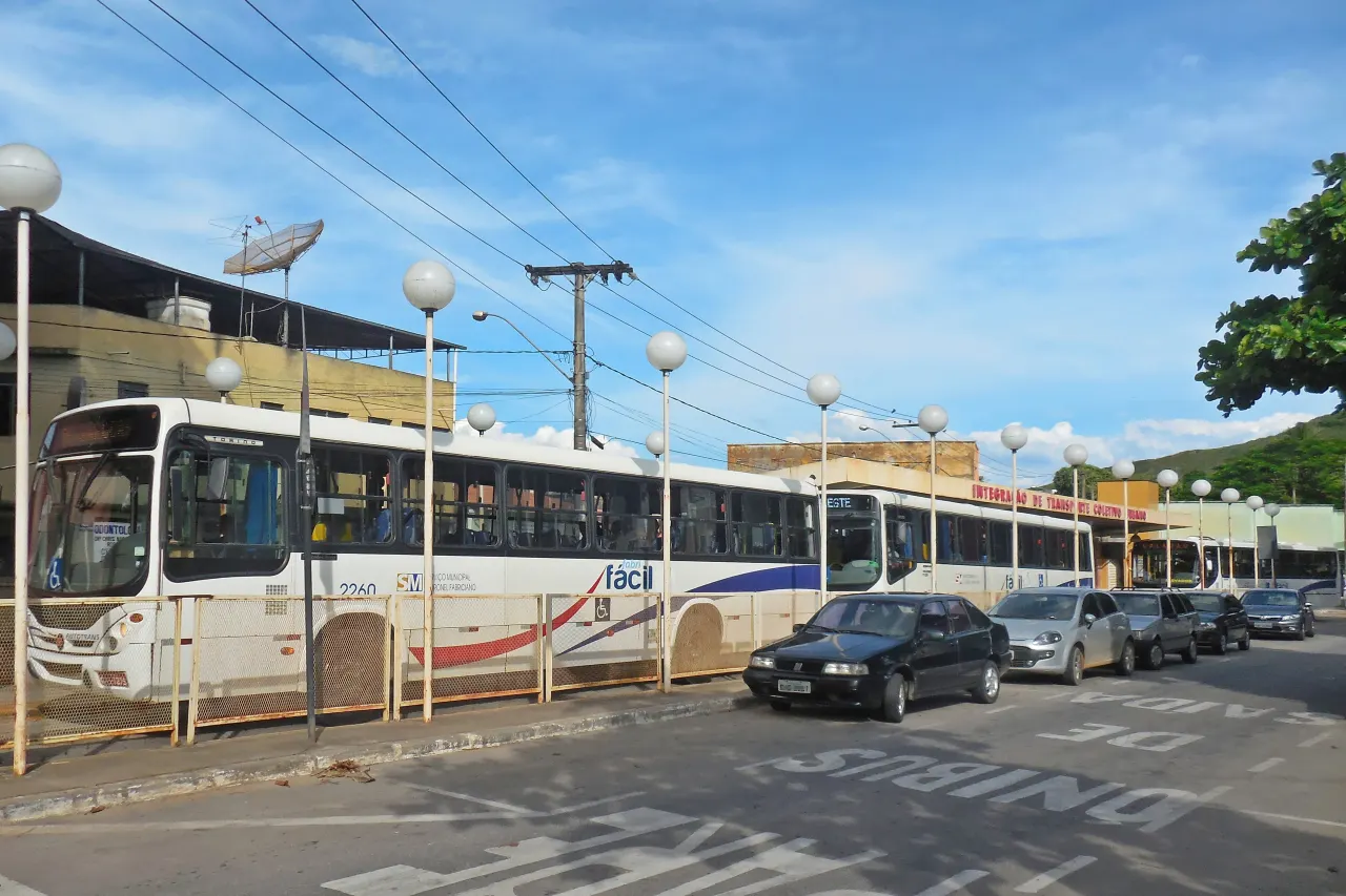 Adriano Jose Reis Martins - Cidade - O intervalo de ônibus que pode decidir se alguém chega a tempo no trabalho