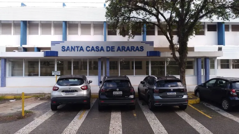 Adriano Jose Reis Martins - Saúde - Santa Casa de Araras alerta para golpes contra famílias de pacientes internados; instituição afirma que nunca solicita pagamento por telefone ou aplicativos de mensagens